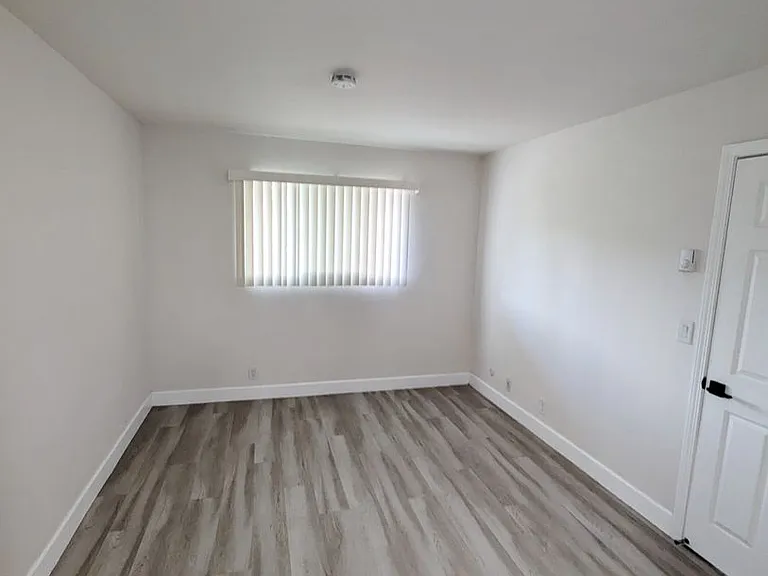 Vista Capri Apartments in Kearny Mesa — Photo 26