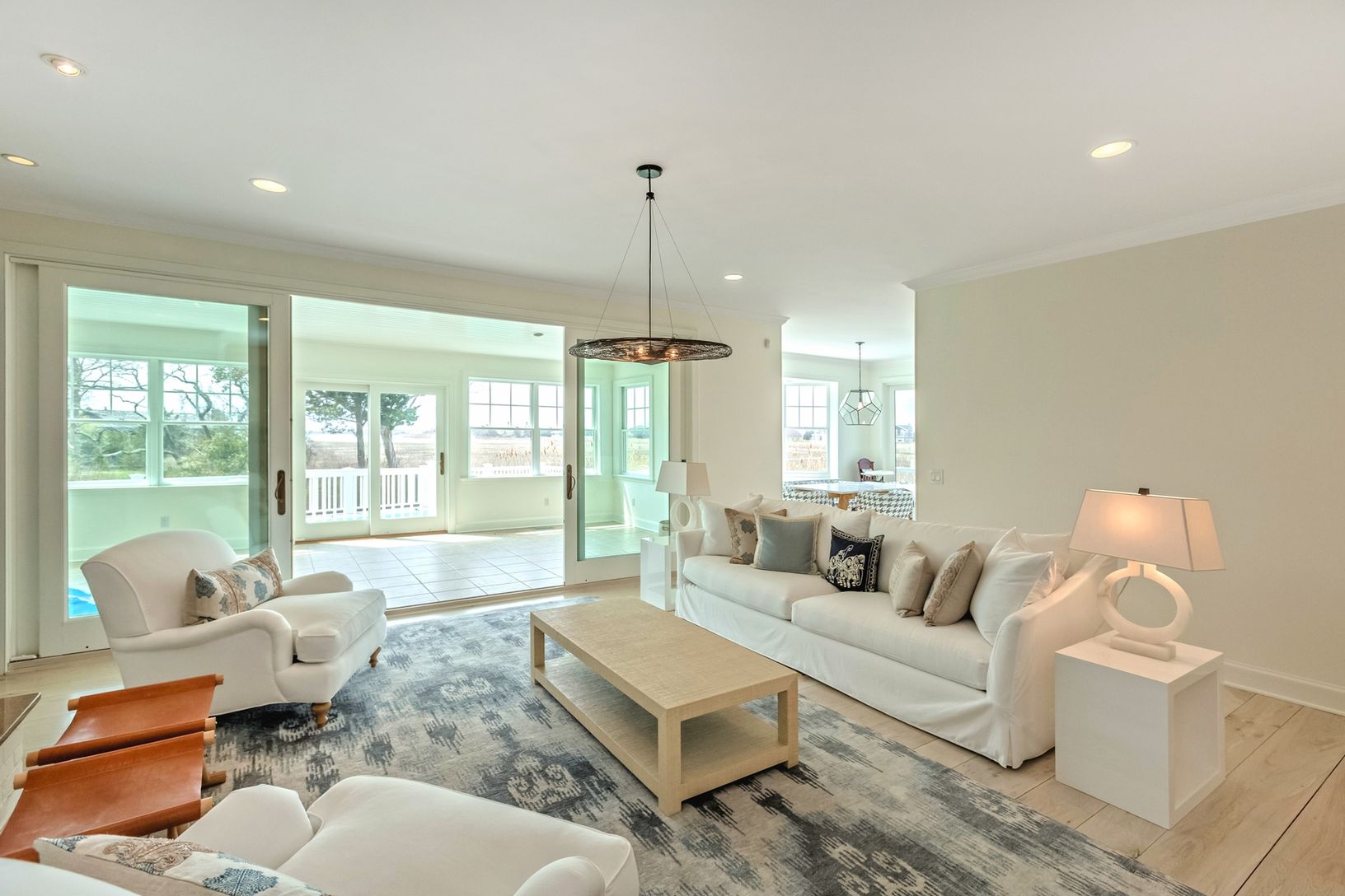  Living room with sunroom access
