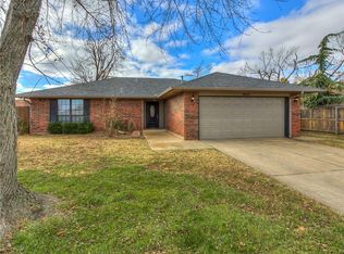 10112 Fairfax Ter, Yukon, OK 73099