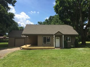 3003 Victoria Ave, MCHENRY, IL 60050