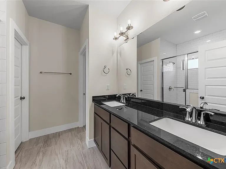 920 Campbelton Dr — Photo 19