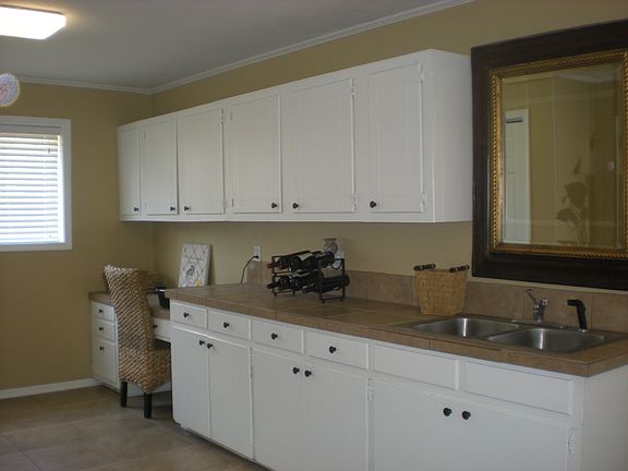 Mudroom/Enter from garage. 