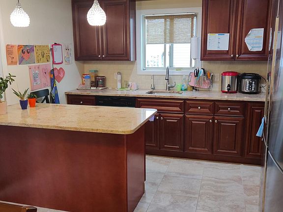 5th image of 3335 Richmond Avenue
