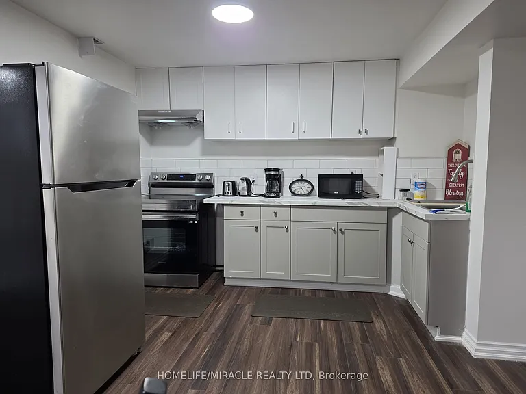 23 Thistledown Cres — Photo 12