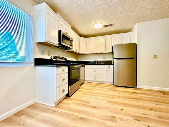 3rd image of 508 W Sacramento Ave #184