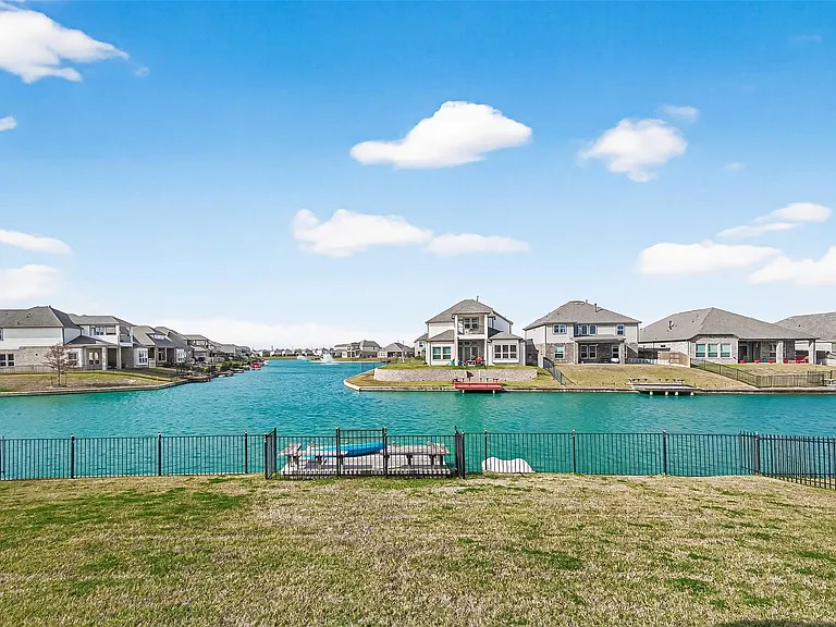 3723 Lake Varano Cir — Photo 35