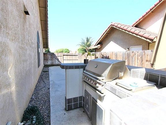 4th image of 3104 Burton Dr
