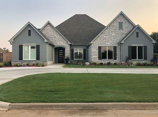 2113 Oak Hollow Rd, Duncan, OK 73533