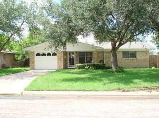 221 E Darrell Wayne Shipp St, Harlingen, TX 78550