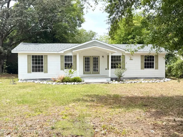 635 Oakleigh Ave, Gulfport, MS 39507