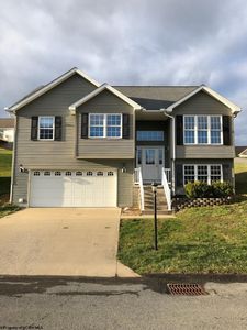 200 Alamosa Ct, Morgantown, WV, 26508