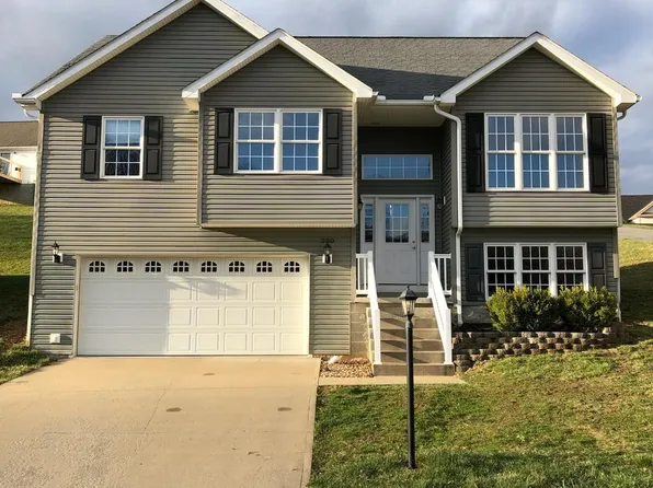 200 Alamosa Ct, Morgantown, WV 26508