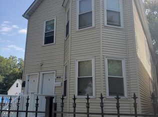 5221 S Carpenter St, Chicago, IL 60609