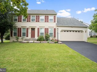 10713 Pebblewood Pl, Gaithersburg, MD 20878
