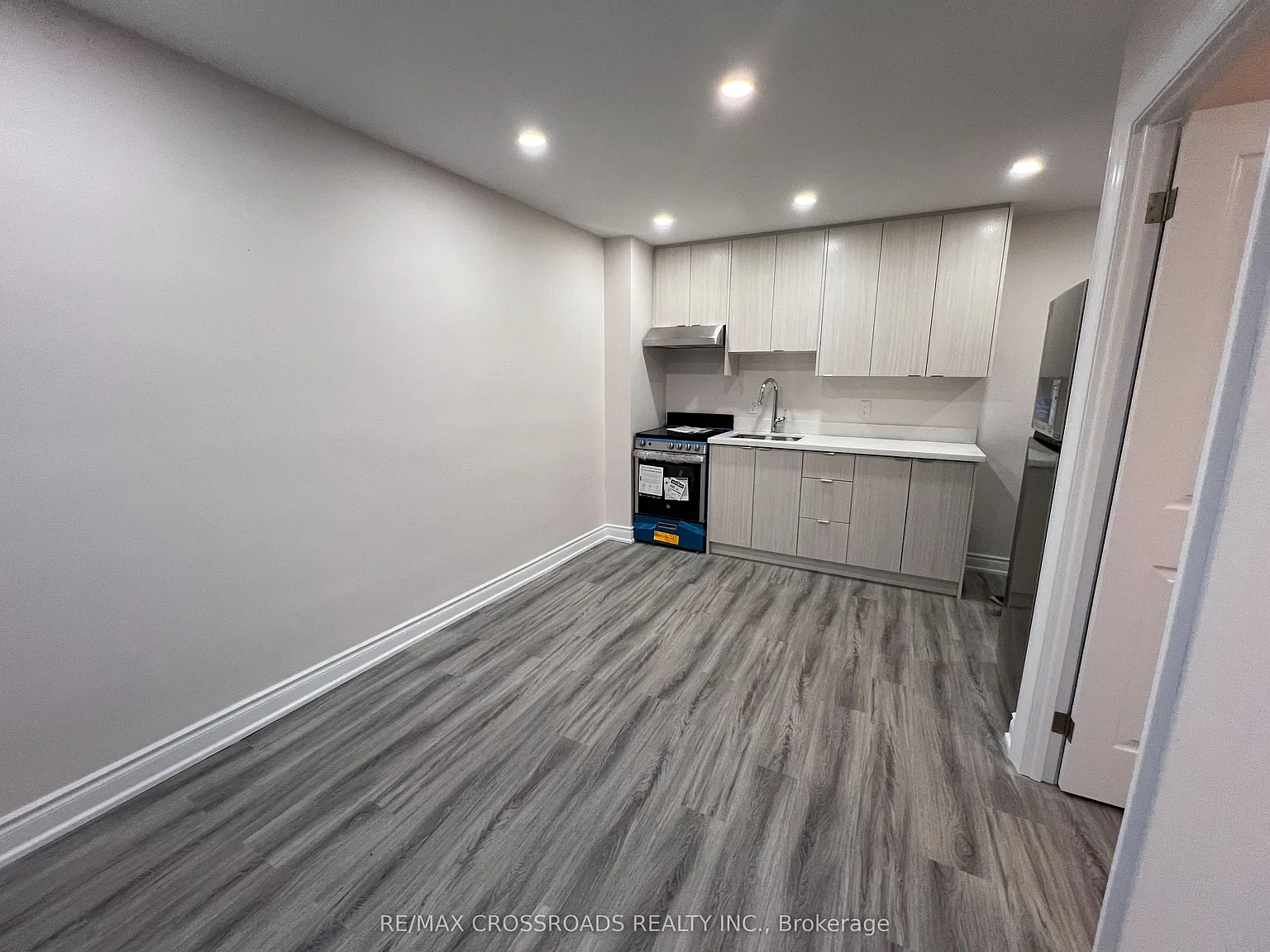 2 bed, $1,850 — Photo 4