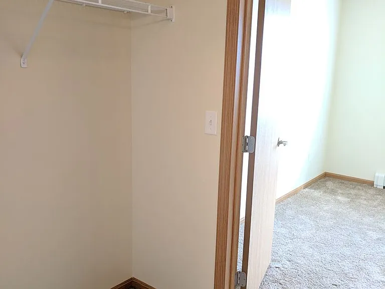 West Lake III Apartments — Photo 133