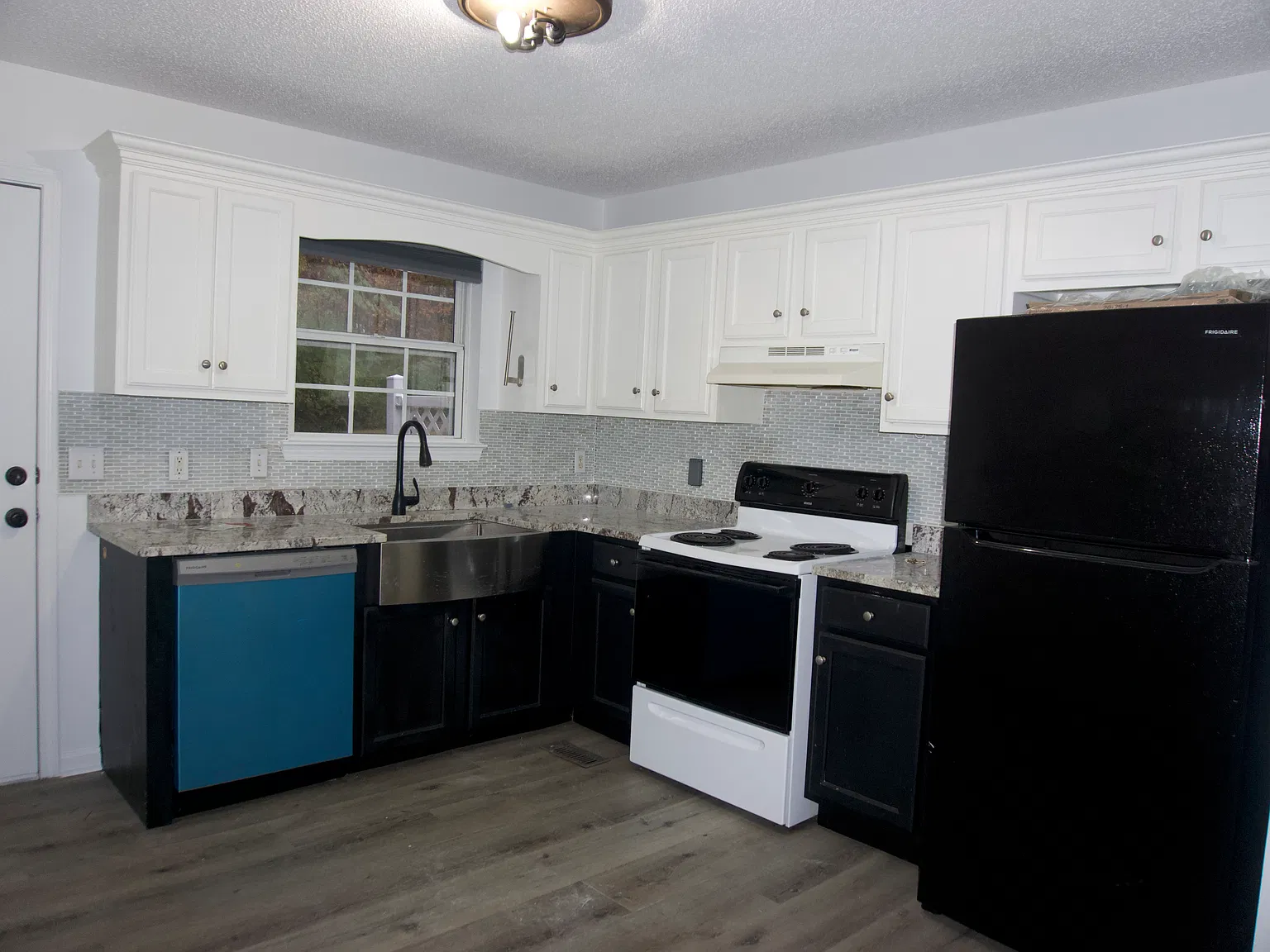 7147 Garfield Rd — Photo 3