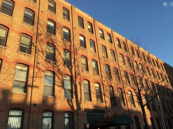 1 Tiffany Pl APT 3B, Brooklyn, NY 11231