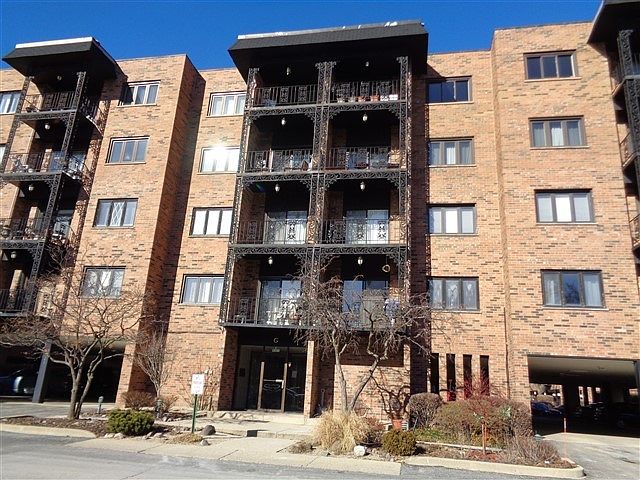 1st image of 9374 Landings Ln Unit 401