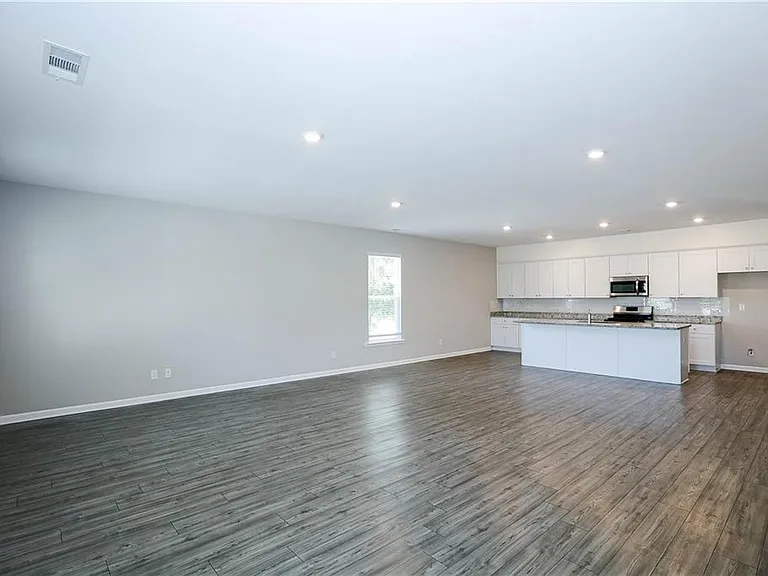 4355 Magpie Dr — Photo 8