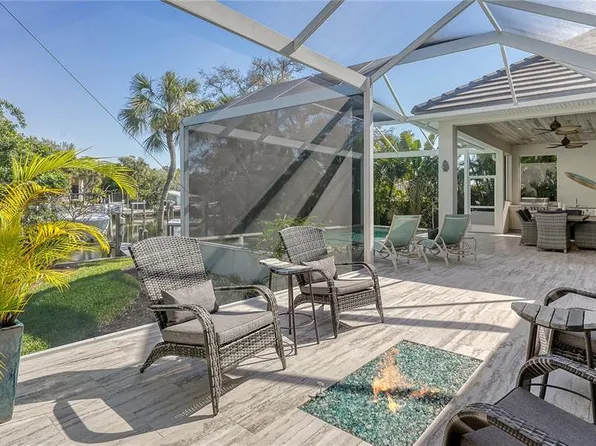 601 Lotus Ln, Sarasota, FL 34242