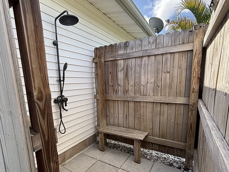 2201 Pelican Dr — Photo 18