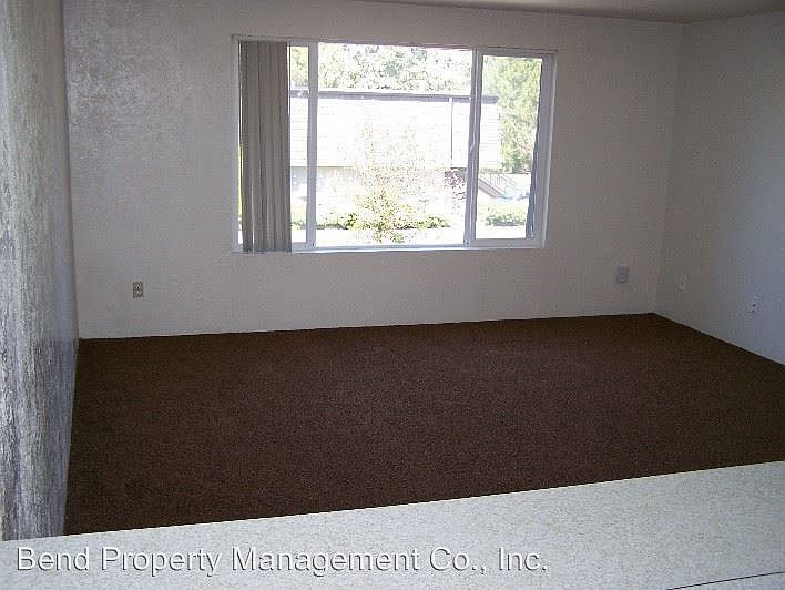 2nd image of 38 SW 15th St APT 05