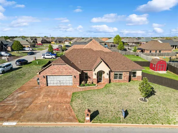1314 Saddle Rock Dr, Elgin, OK 73538