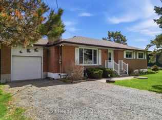 196 Elmwood Dr, Belleville, ON K8N4Z4
