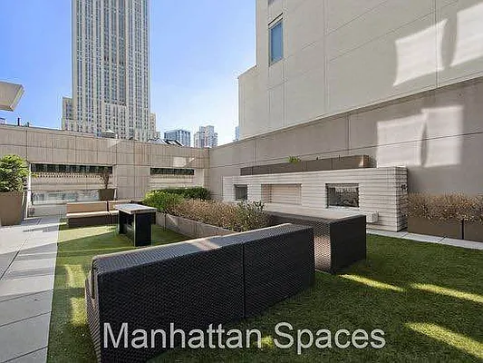 Rented by Manhattan Spaces | media 4