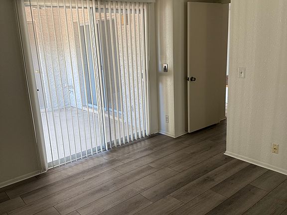 5th image of 1149 E Beryl Ave