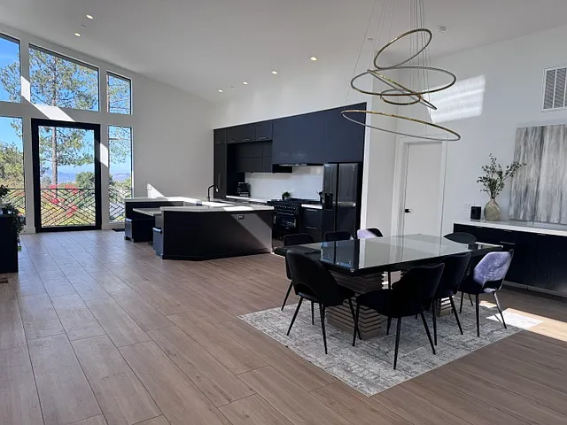 2050 Hidden Crest Dr — Photo 8