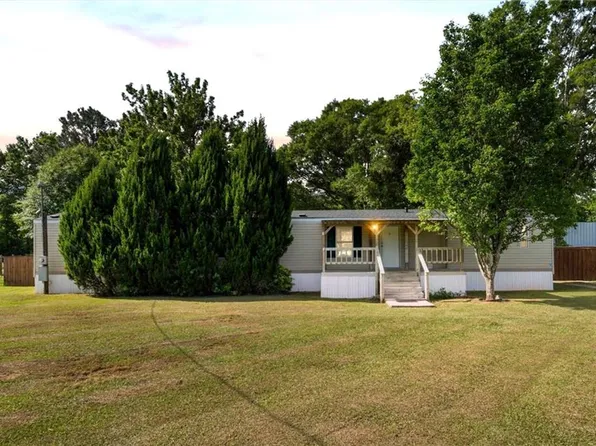 8880 Howells Ln W, Semmes, AL 36575