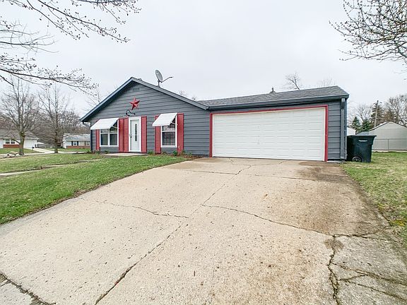 3rd image of 1115 Kensington Dr