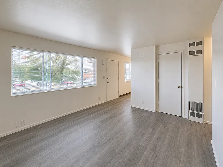1761 Stewart St — Photo 2