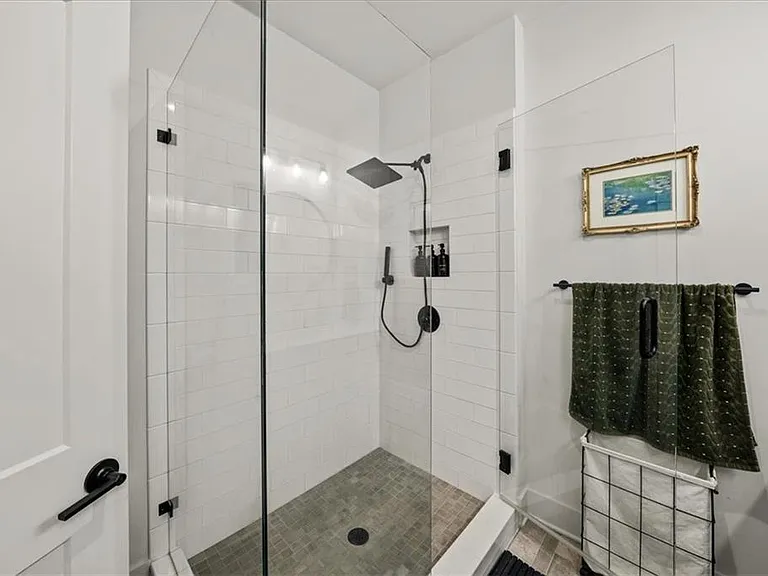 914 Spencer Ave — Photo 21