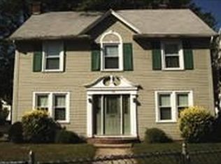 194 Middlesex St, Springfield, MA 01109