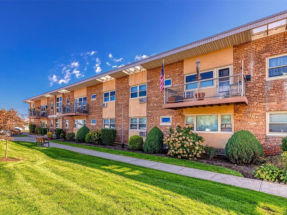 4 Rose Street UNIT 6B1, Oceanside, NY 11572 MLS 3510254 Zillow