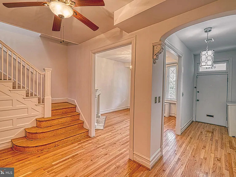 1821 Kilbourne Pl NW — Photo 7