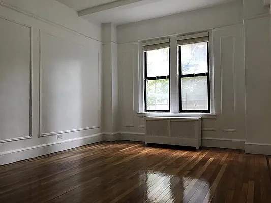 Rented by Modlin Group | media 4