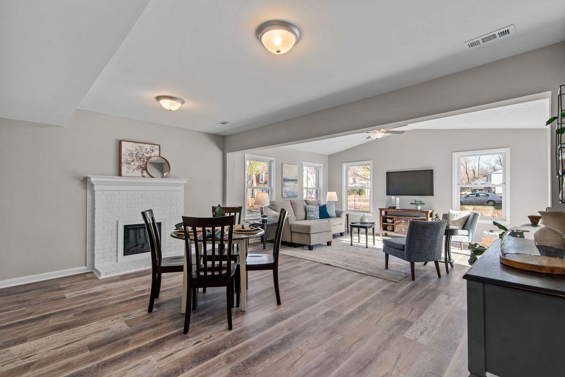 next background image