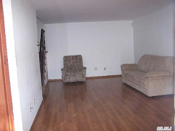 4th image of 282 Sagamore Hills Dr