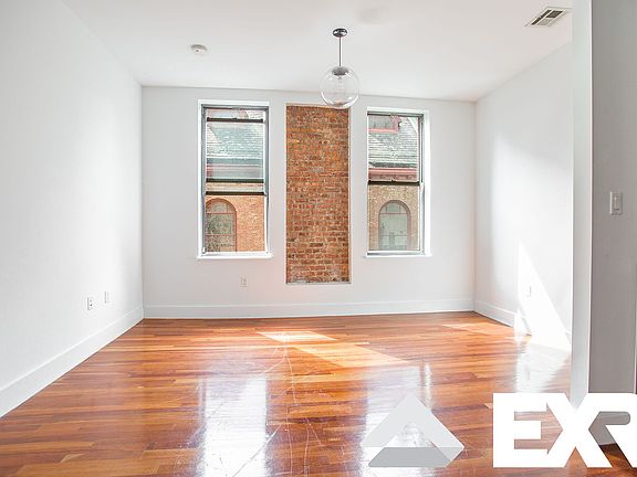 3rd image of 180 Bainbridge St #221