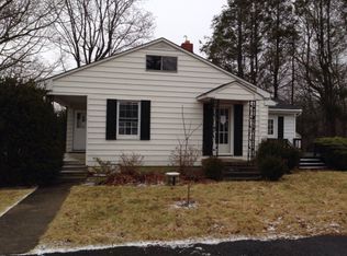 509 W Cumberland Rd, Bluefield, WV 24701