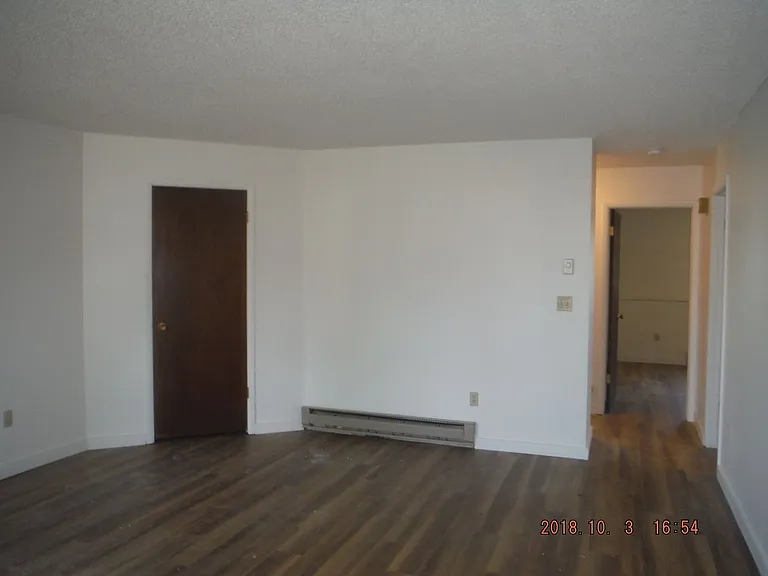 1920 W Koch St #A-D — Photo 15
