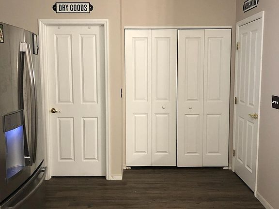 5th image of 4063 Sweet Shadow Ave