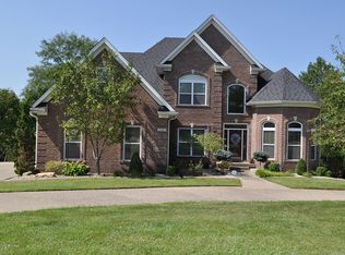 119 Persimmon Ridge Dr, Louisville, KY 40245
