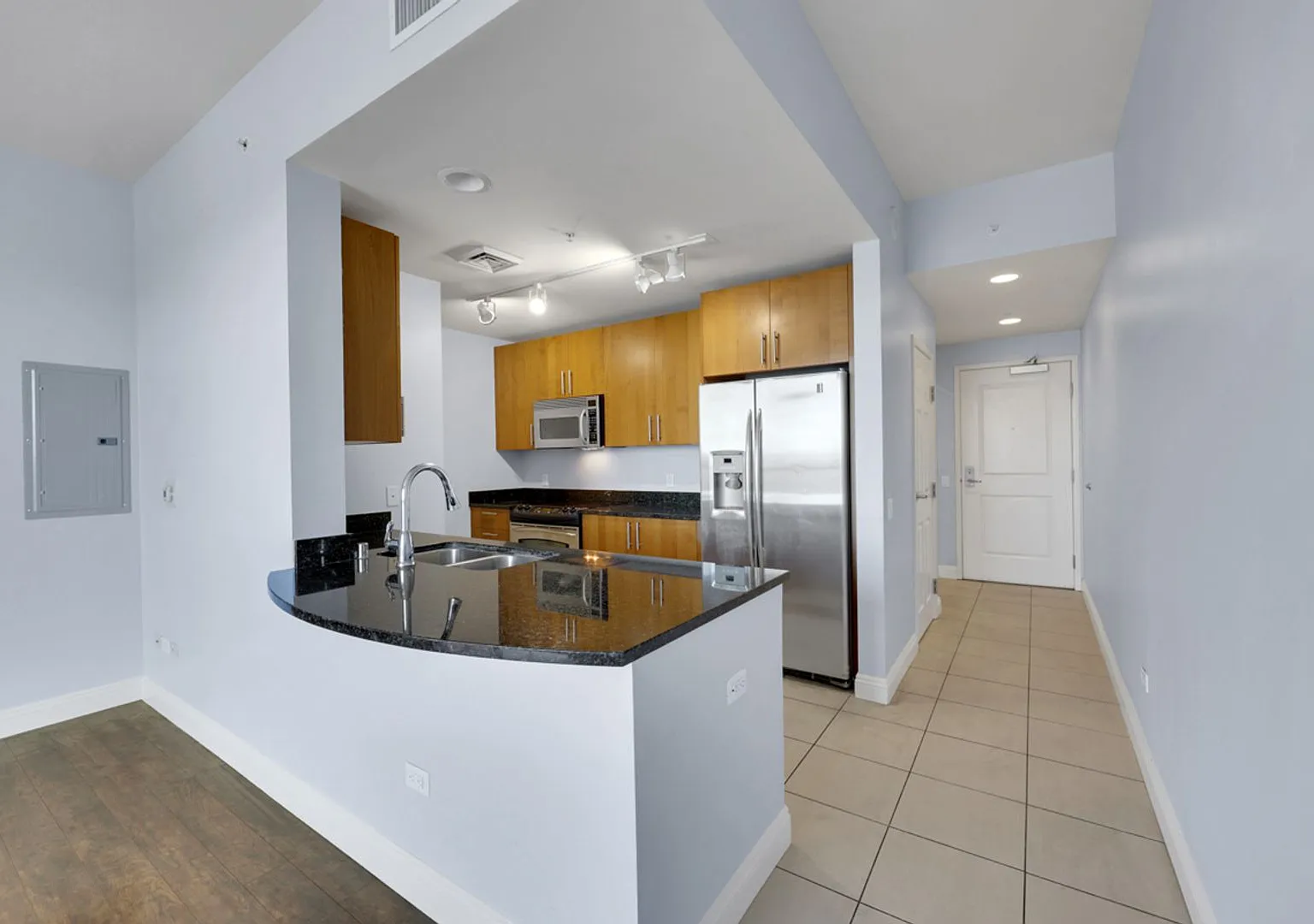 High Rise Studio Condo - Allue Las Vegas — Photo 1