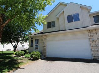 1641 Hamilton Ln, Shakopee, MN 55379