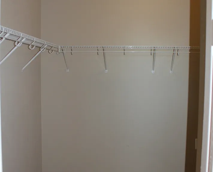 208 Firwood N — Photo 15